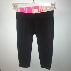 Lululemon cropped workout leggings